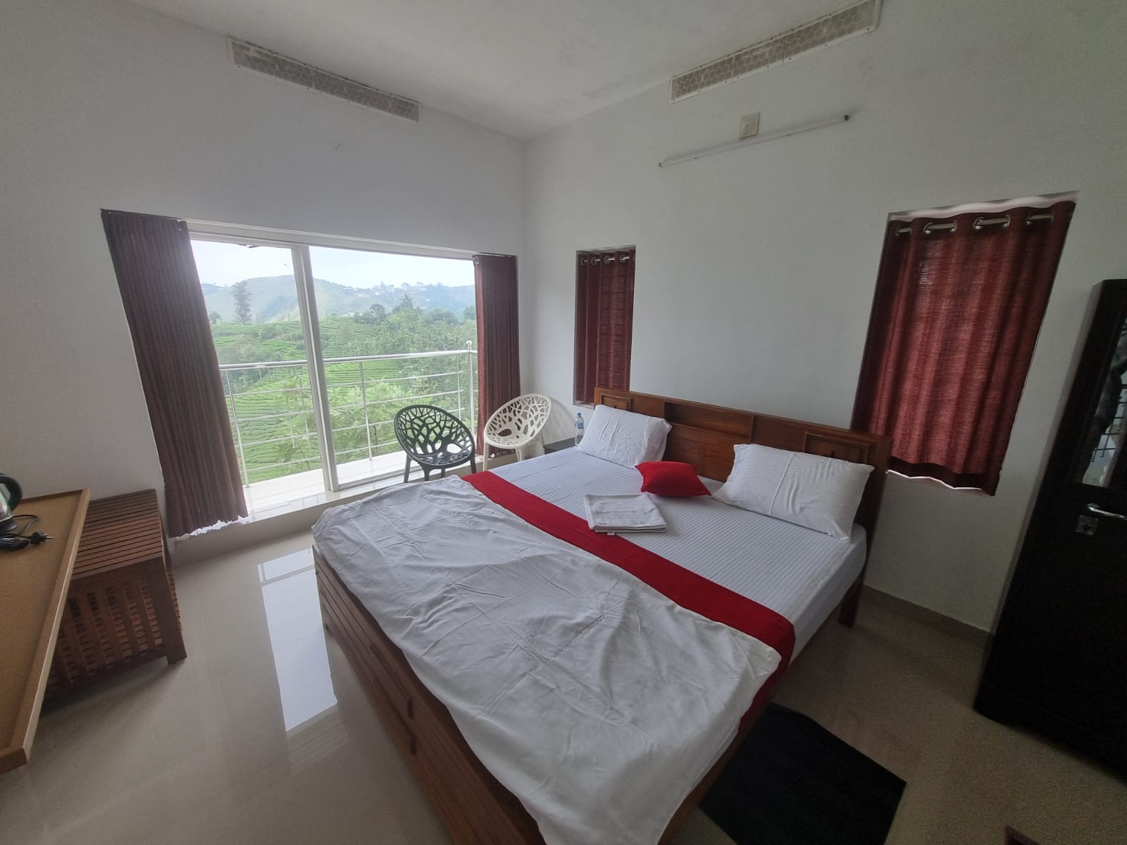 Forest View Suite